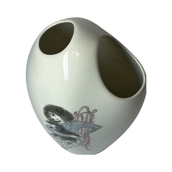 Edelstein Bavaria Woman sitting with Her Dog Porcelain Vase White - Picture 2 of 6